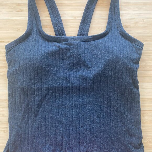 Vuori Plie Tank, in black heather, size S, built-in bra, removable pads - Picture 4 of 4